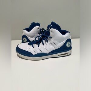 Jordan Flight Tradition white/blue